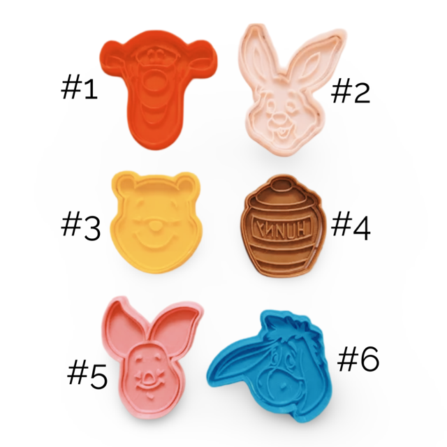 Winnie the Pooh set cookie cutter with stamp