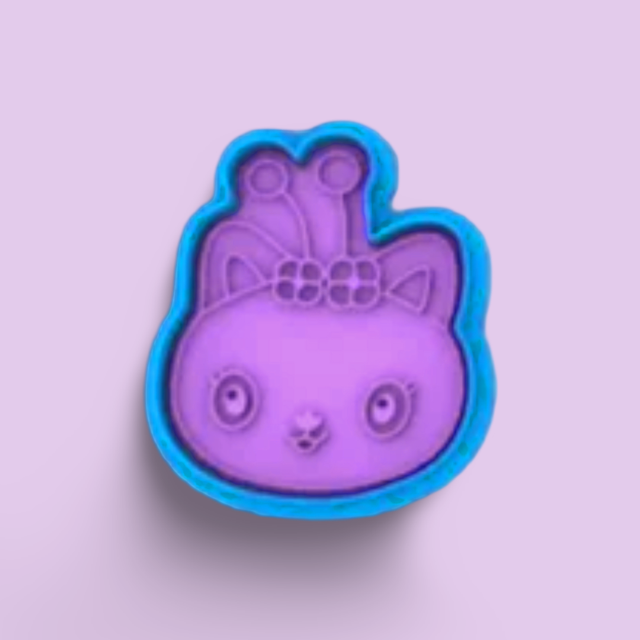 Gabby's Dollhouse cookie cutter with stamp