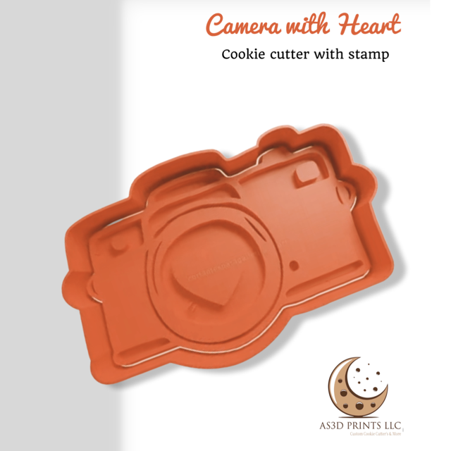 Camara with Heart cookie cutter with stamp