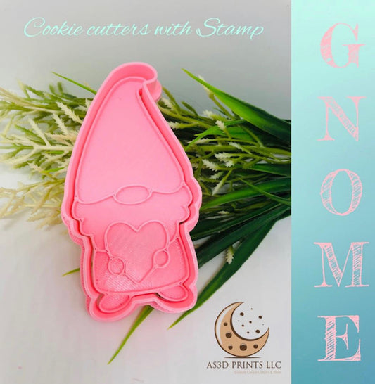 Gnome with Heart cookie cutter